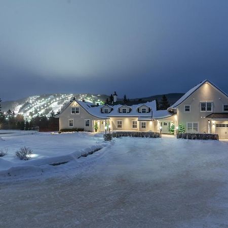 Auberge Sous L'Edredon B&B Saint-Sauveur-des-Monts Extérieur photo