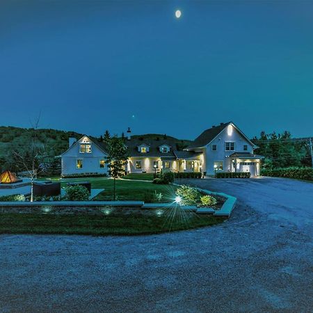 Auberge Sous L'Edredon B&B Saint-Sauveur-des-Monts Extérieur photo